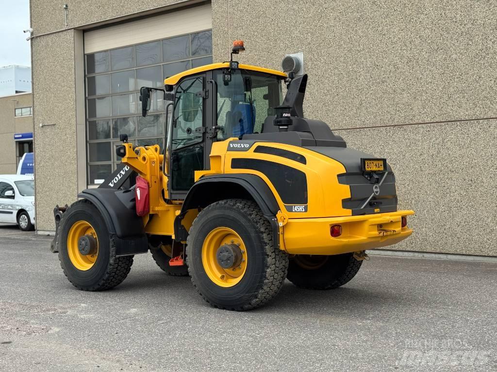 Volvo L 45 HS لوادر بعجل