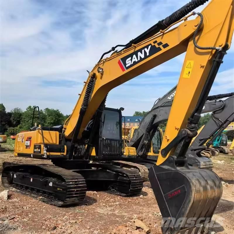 Sany SY 215 C حفارات زحافة