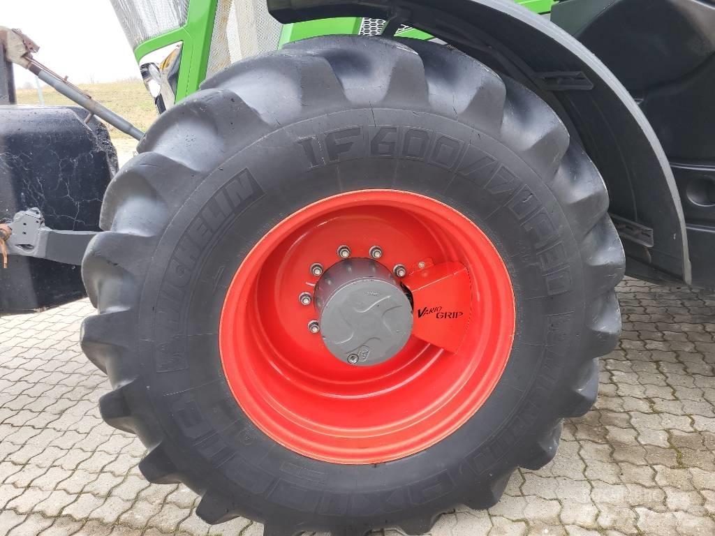 Fendt 828 Vario الجرارات