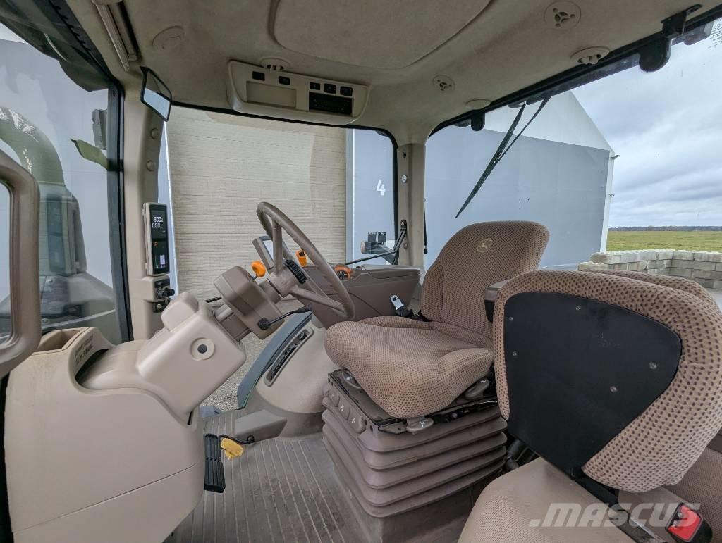 John Deere 8345 R الجرارات