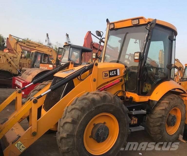 JCB 4CX لوادر ذات جرافات عكسية