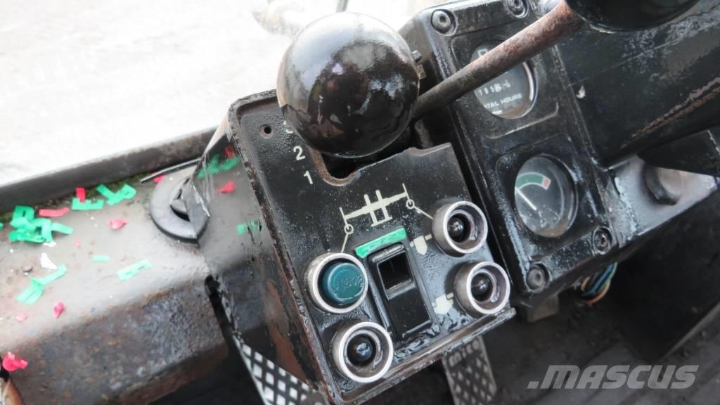 Hyster H40.00C-16CH مناولات حاويات