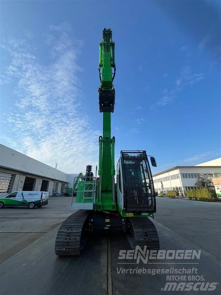 Sennebogen 825 R حفارات هدم