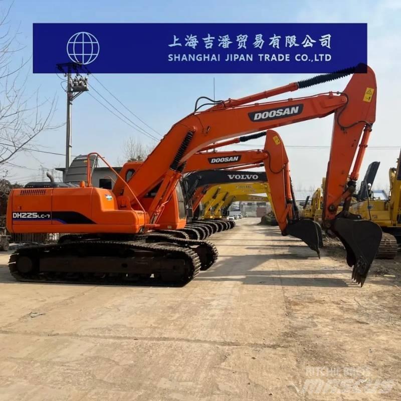 Doosan DH 225 LC-7 حفارات زحافة
