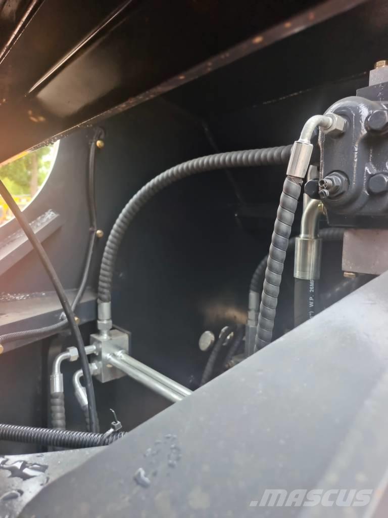 XCMG ZL 50 GN لوادر بعجل