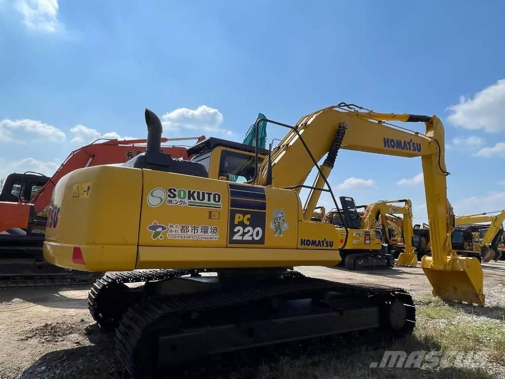 Komatsu PC 220 حفارات زحافة