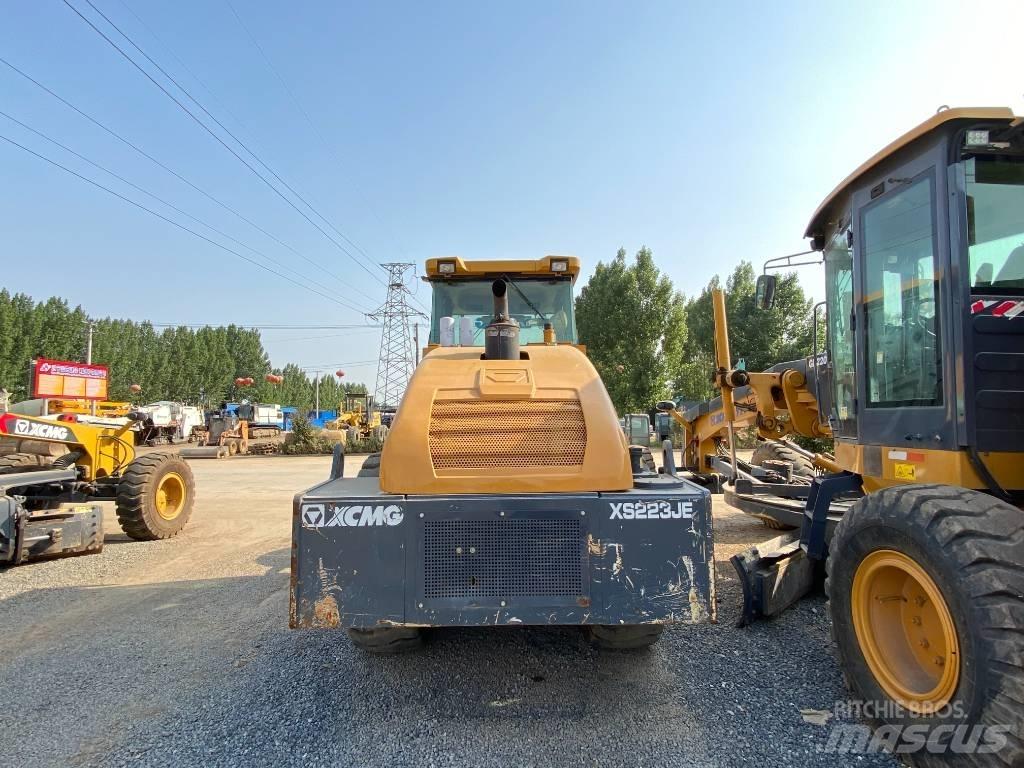 XCMG SX233JE مداحل أحادية الأسطوانة