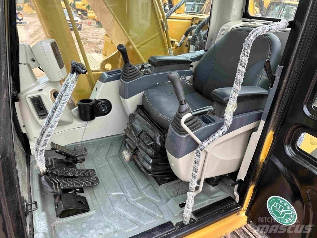 CAT 320 CL حفارات زحافة