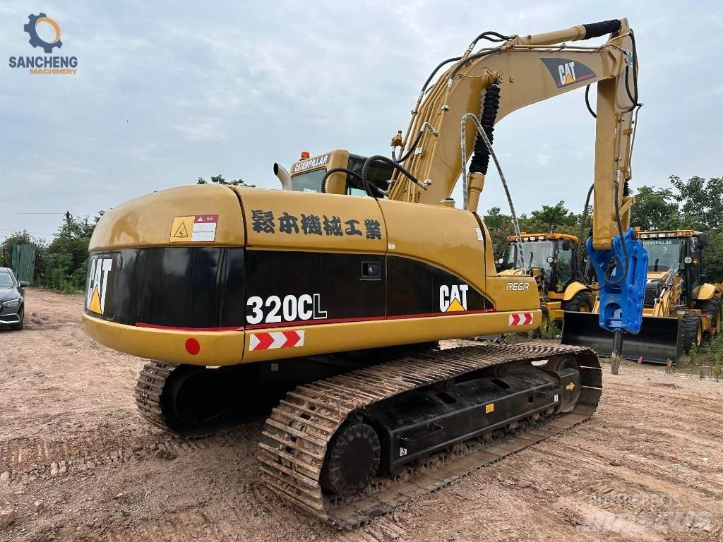 CAT 320 CL حفارات زحافة
