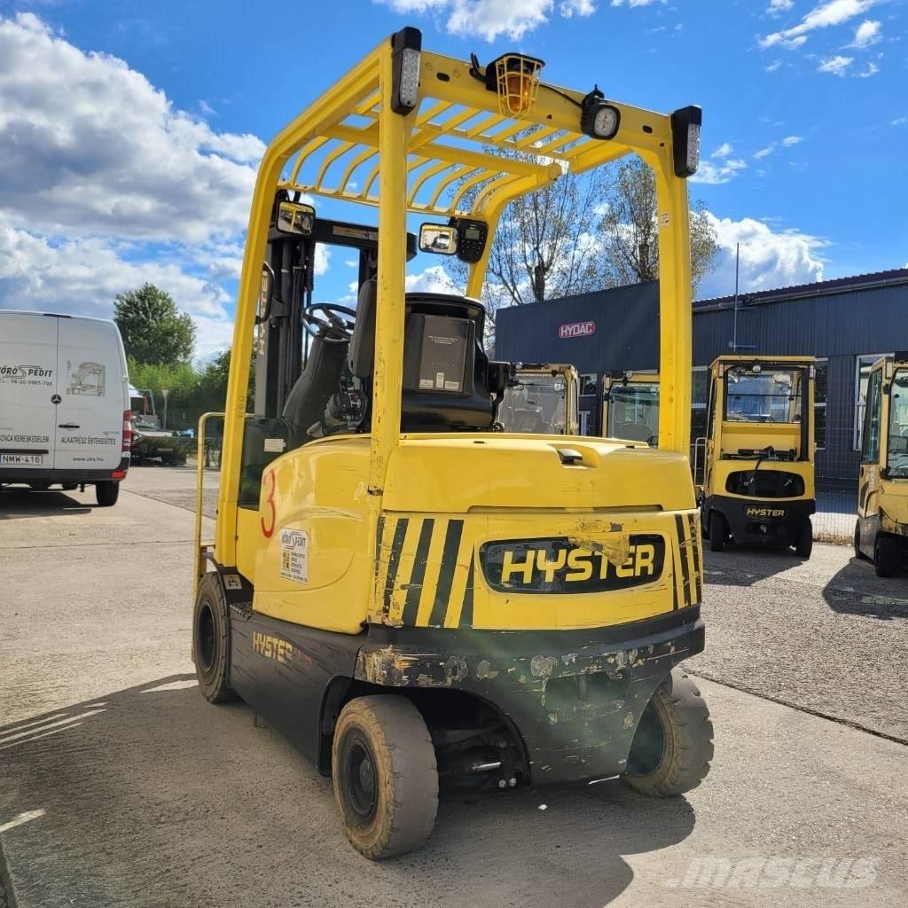 Hyster J 2.5 XN شاحنات ذات رافعات شوكية تعمل بالكهرباء