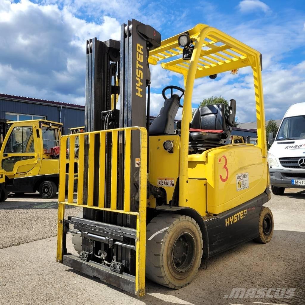 Hyster J 2.5 XN شاحنات ذات رافعات شوكية تعمل بالكهرباء