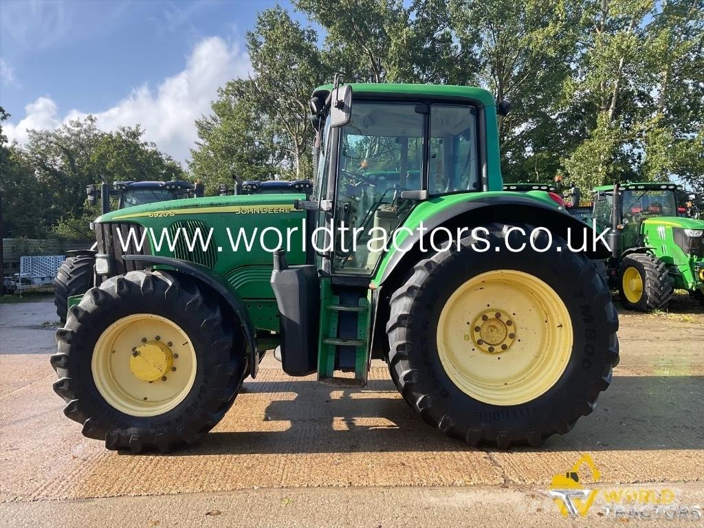 John Deere 6920 S الجرارات