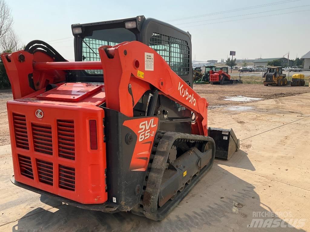 Kubota SVL65-2 لوادر انزلاقية التوجيه