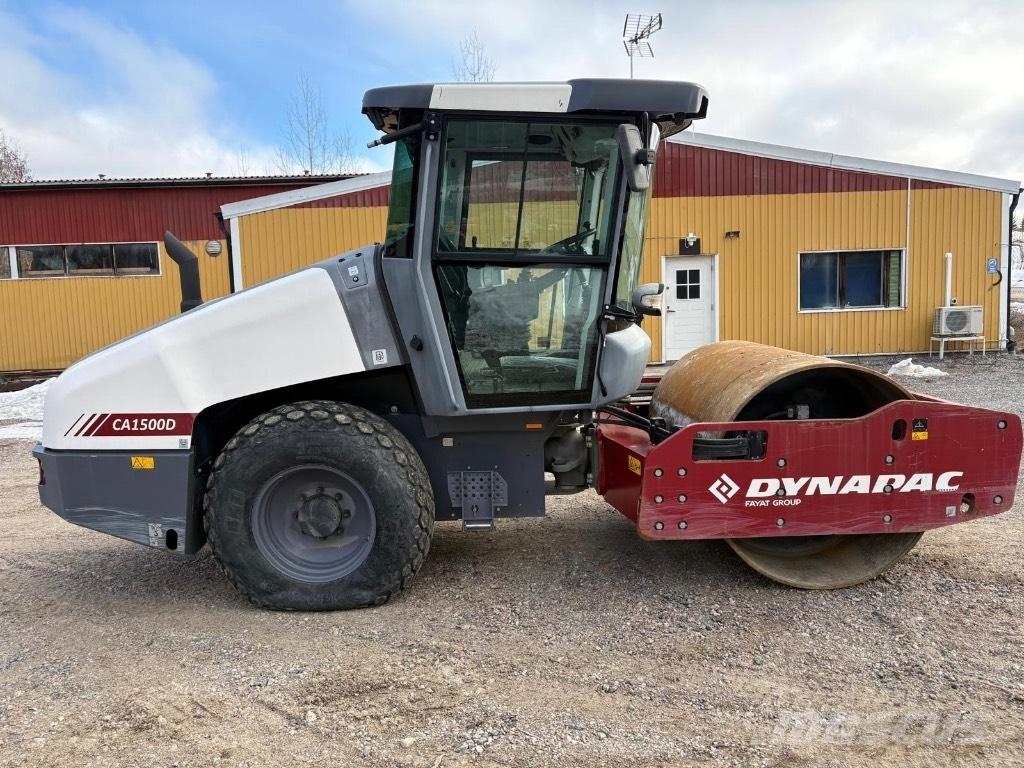 Dynapac CA 1500 D مداحل أحادية الأسطوانة