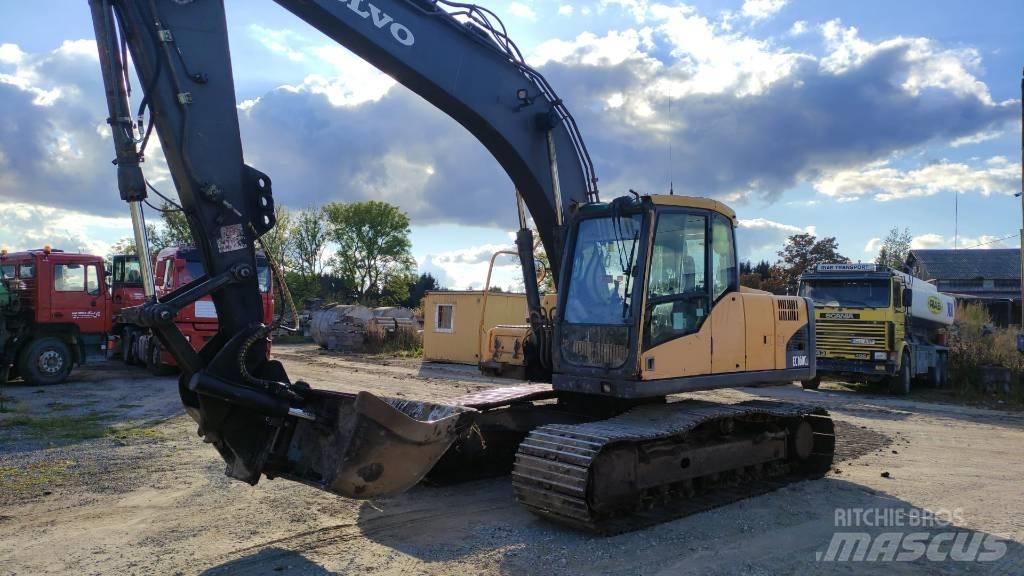 Volvo EC 160 C L حفارات زحافة