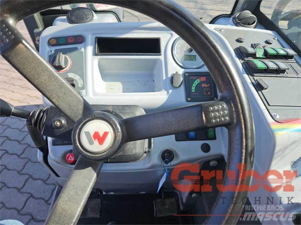 Kramer 2506 A معدات مناولة لأغراض الزراعة