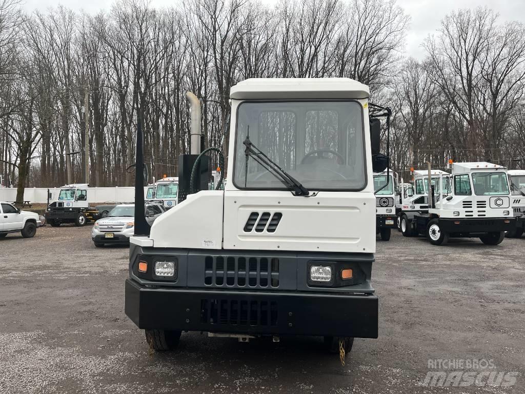 Kalmar Ottawa T 2 جرارات صالات المطارات