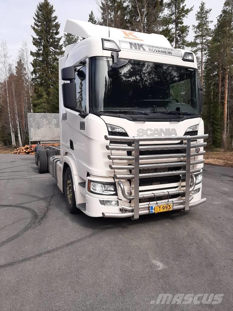 Scania R 500 شاحنات بمقصورة وهيكل
