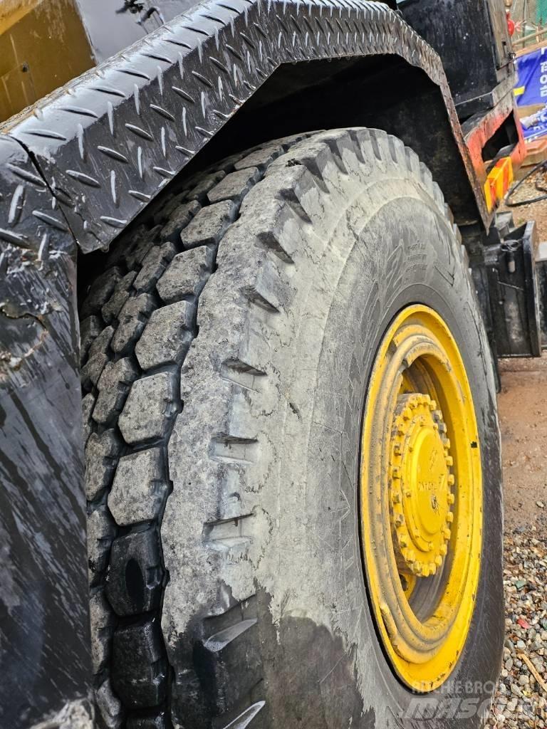 Tadano TR350M-2 رافعات الطرق الوعرة