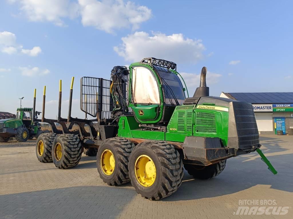 John Deere 1210 G شاحنات