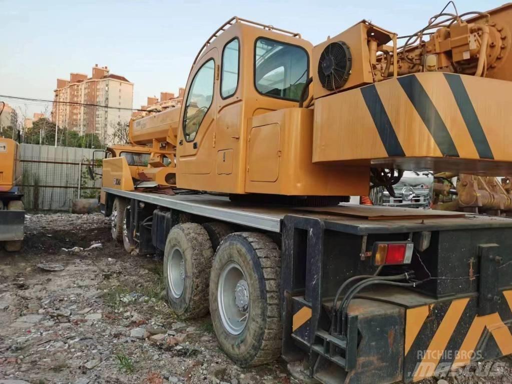 XCMG QY 50 K-II رافعات مجنزرة