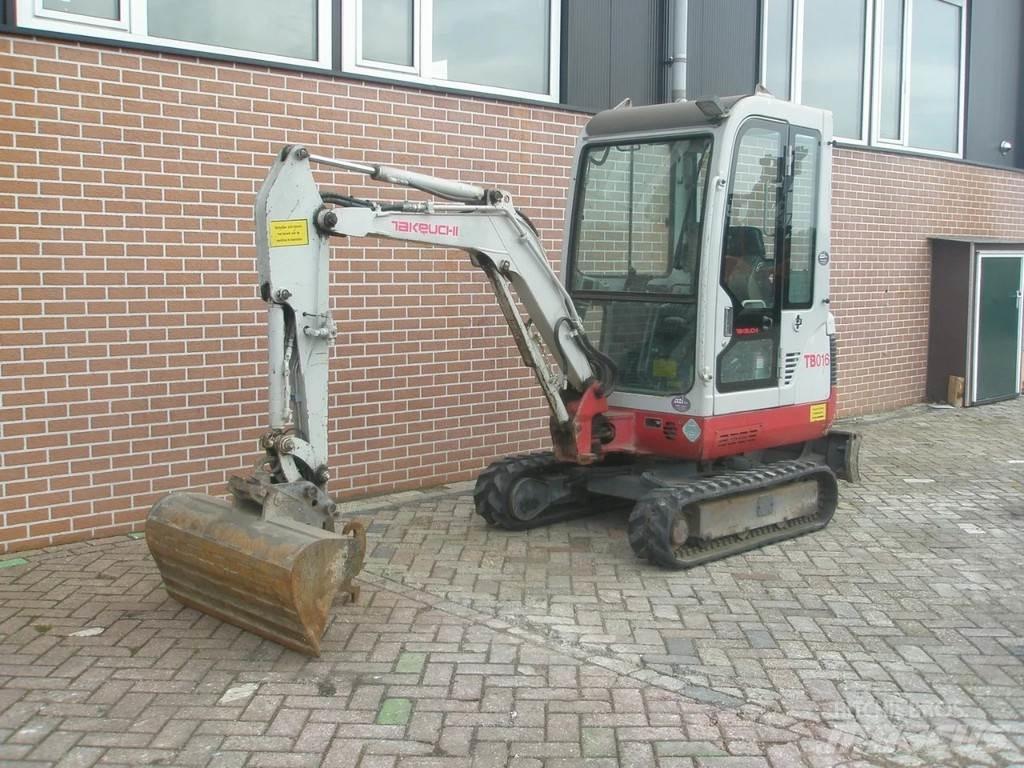 Takeuchi TB016 حفارات صغيرة أقل من 7 طن (حفارات صغيرة)