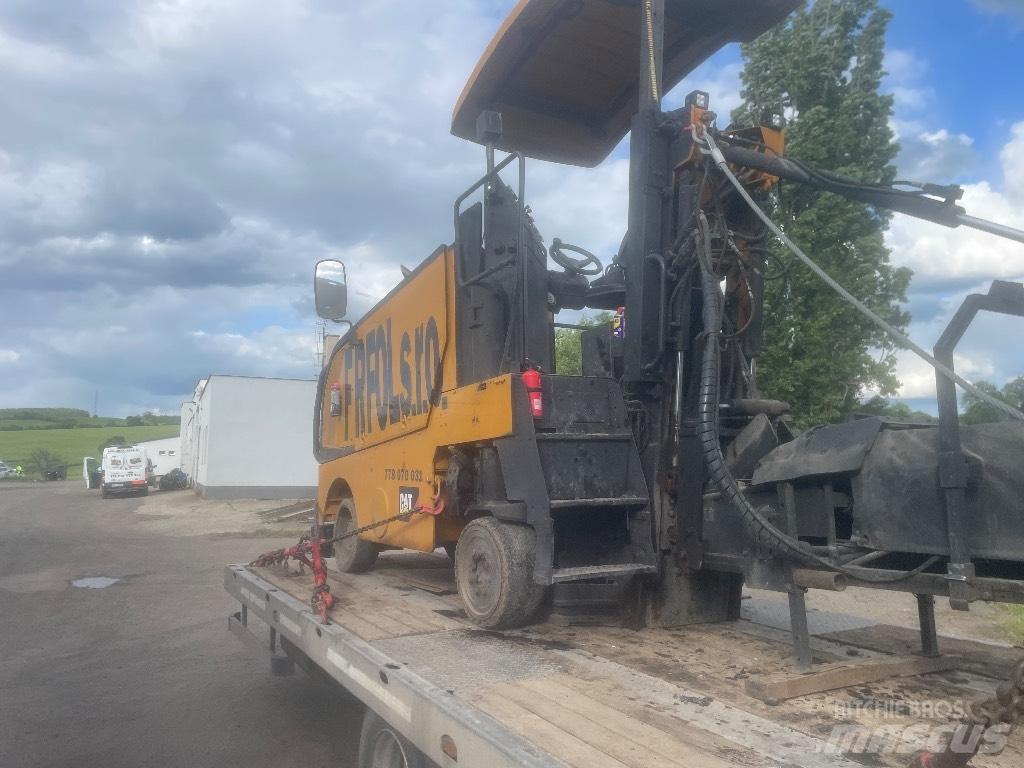 Wirtgen DC50 ماكينات شق الأسفلت