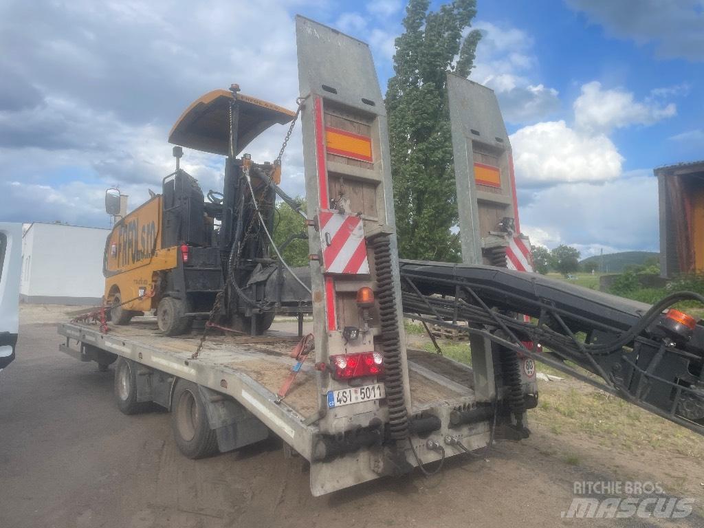 Wirtgen DC50 ماكينات شق الأسفلت