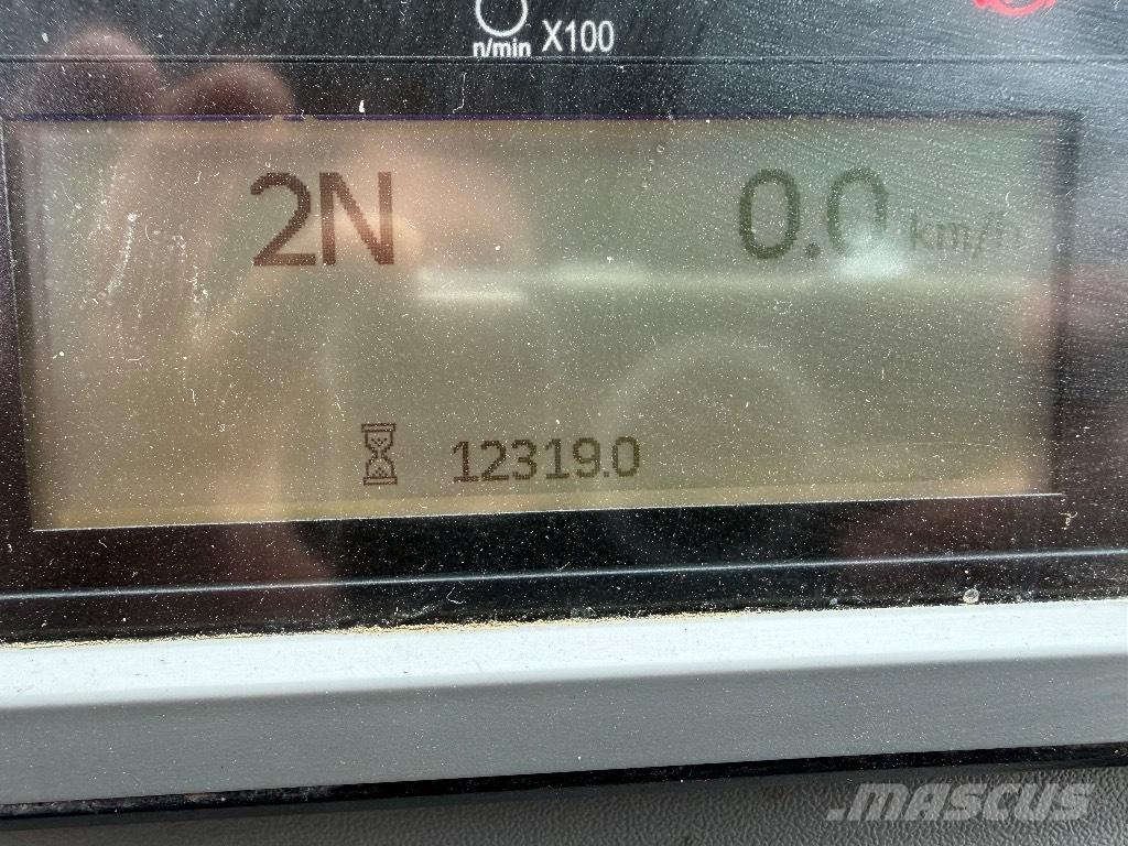 CAT 980 M لوادر بعجل