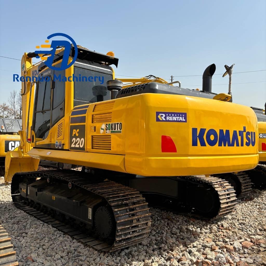 Komatsu PC 220-8 حفارات زحافة