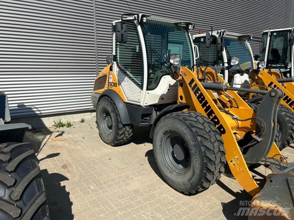Liebherr L 506 لوادر بعجل