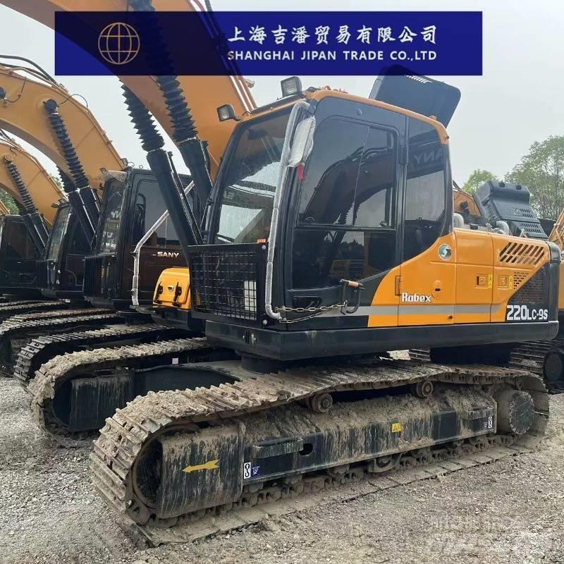 Hyundai R220 حفارات زحافة