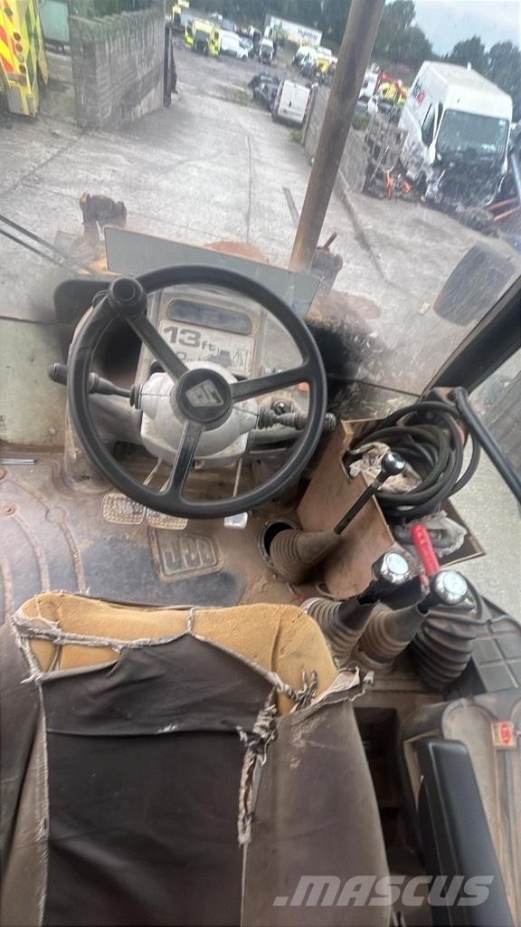 JCB 3 CX لوادر ذات جرافات عكسية