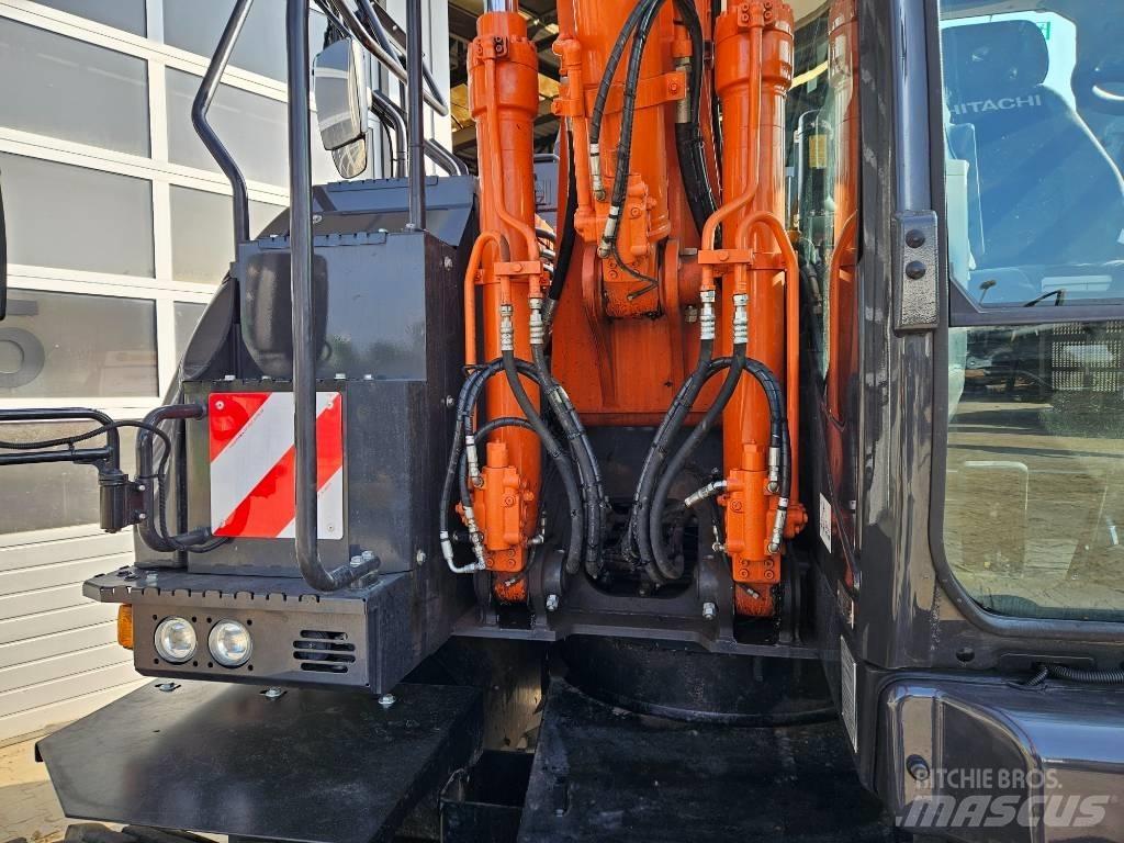 Hitachi ZX150W-7 حفارات بعجل