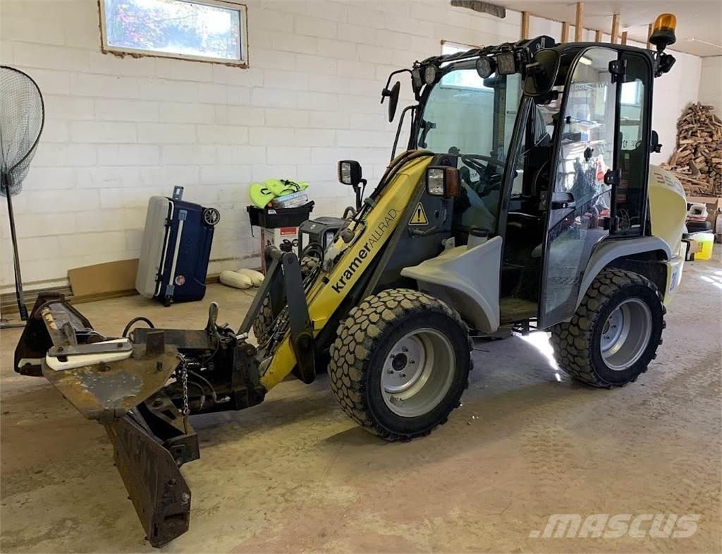 Kramer 350 لوادر صغيرة