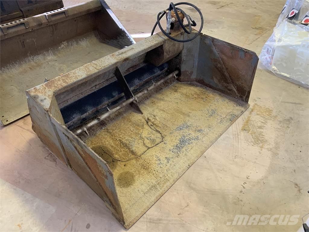 Kramer 350 لوادر صغيرة