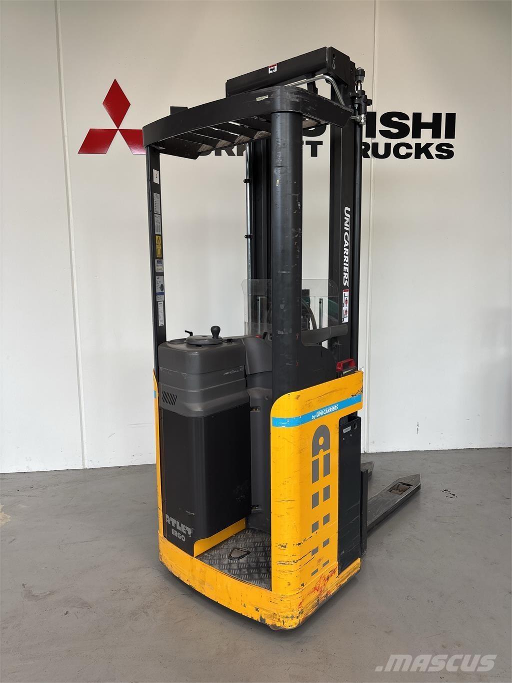 Atlet A160 شاحنات مناولة ذاتية الدفع