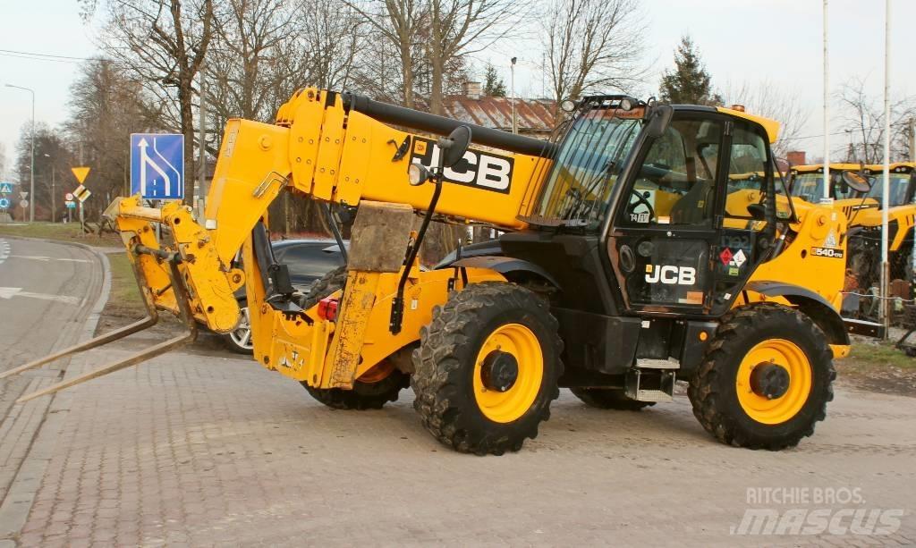 JCB 540-170 مناولات متداخلة