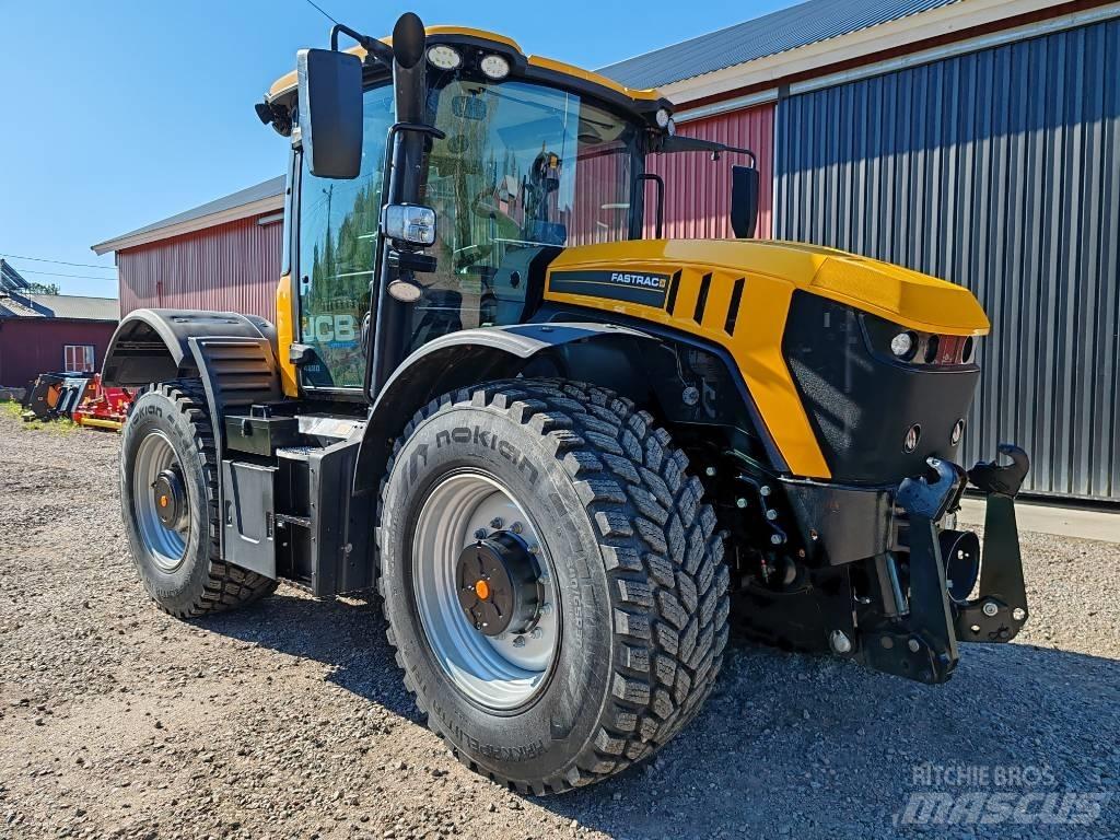 JCB Fastrac 4220 الجرارات