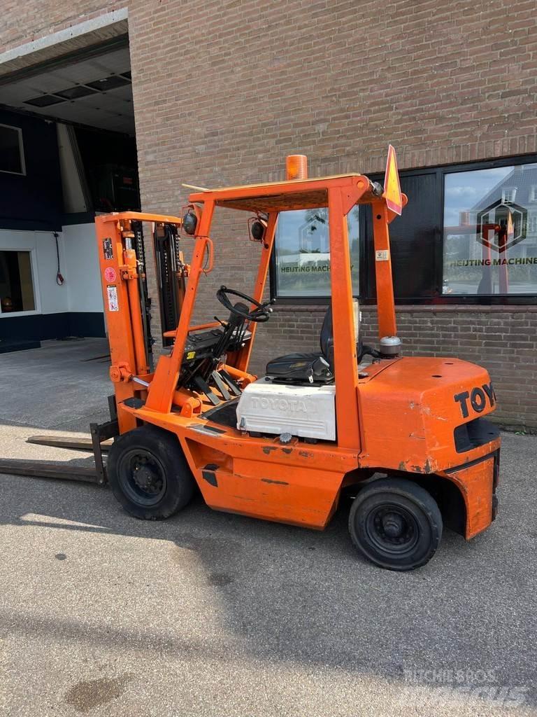 Toyota 02-4FD25 شاحنات الديزل