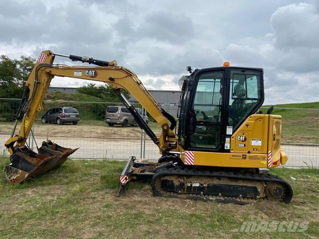 CAT 306 CR حفارات وسط 7 طن - 12 طن