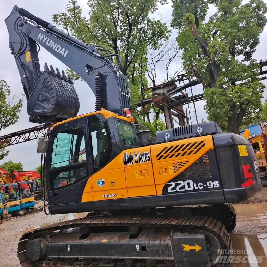 Hyundai 220lc-9s حفارات زحافة