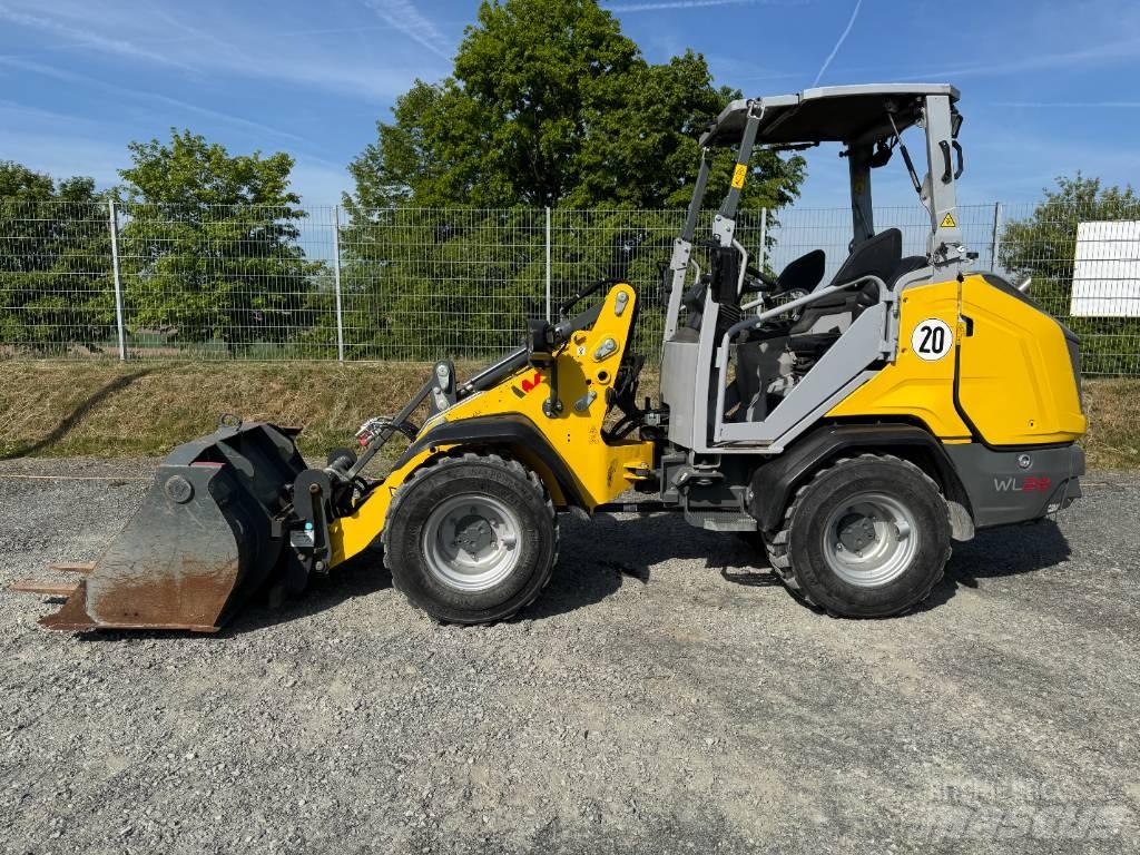 Wacker Neuson WL28 لوادر بعجل