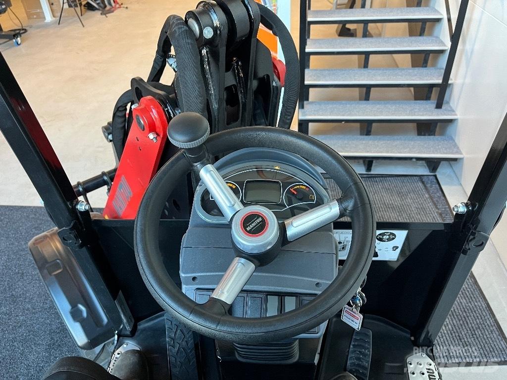 Manitou MLA 2-25 H لوادر متعددة الأغراض