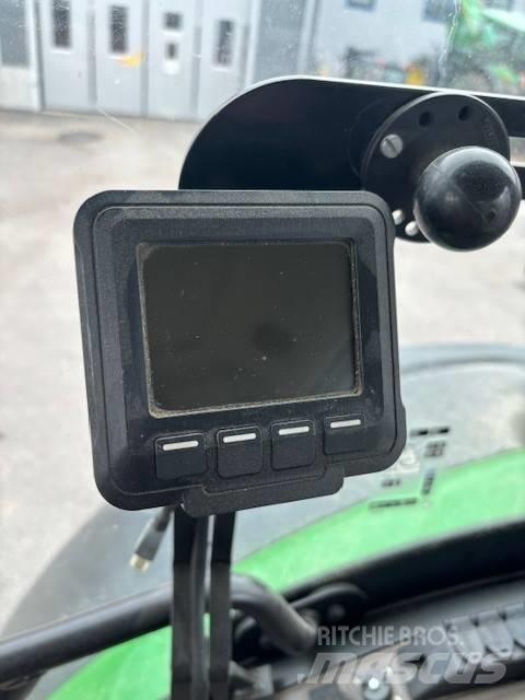 John Deere 6 R 215 الجرارات