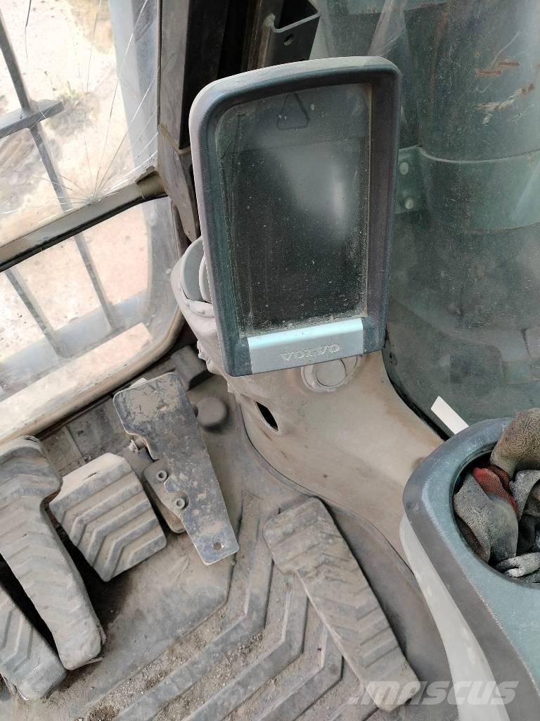 Volvo EC 210 C حفارات زحافة