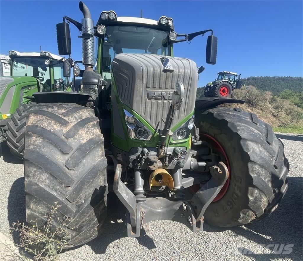 Fendt 933 Vario الجرارات