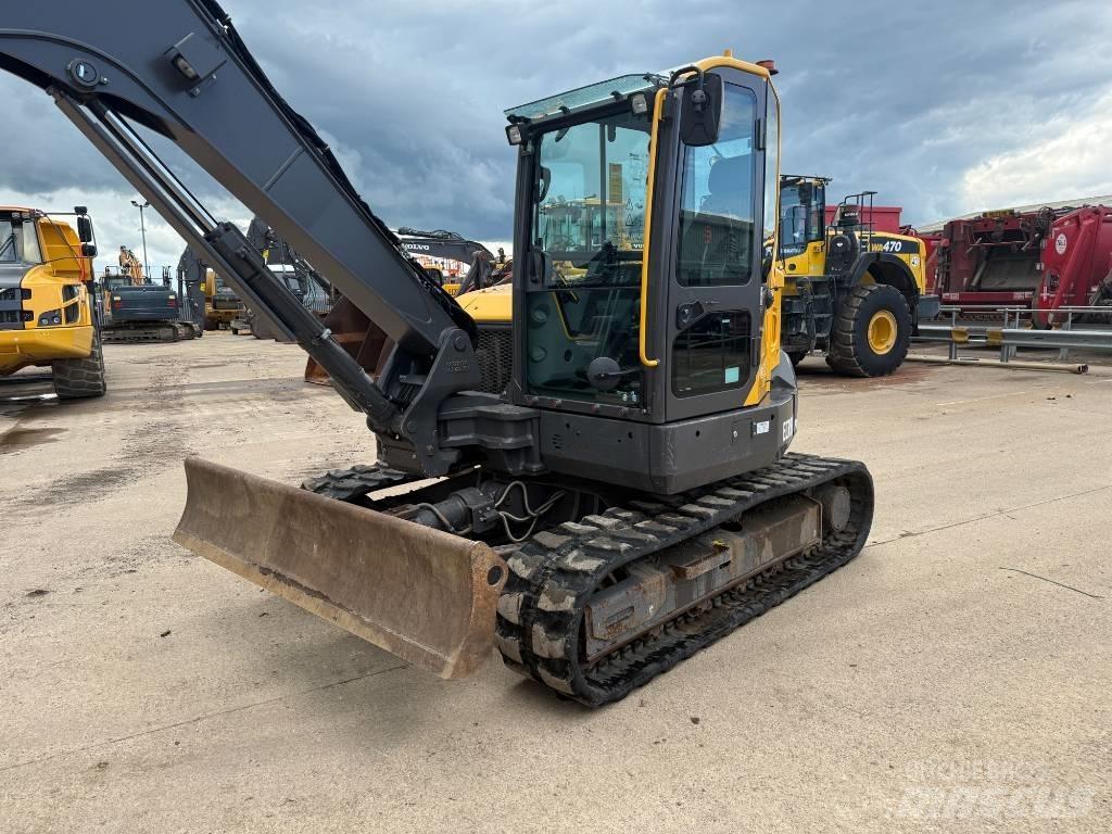 Volvo ECR 88 D حفارات وسط 7 طن - 12 طن
