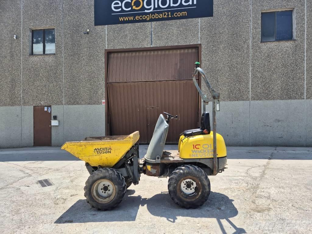 Wacker Neuson 1001 عربات نقل قلابة للمواقع