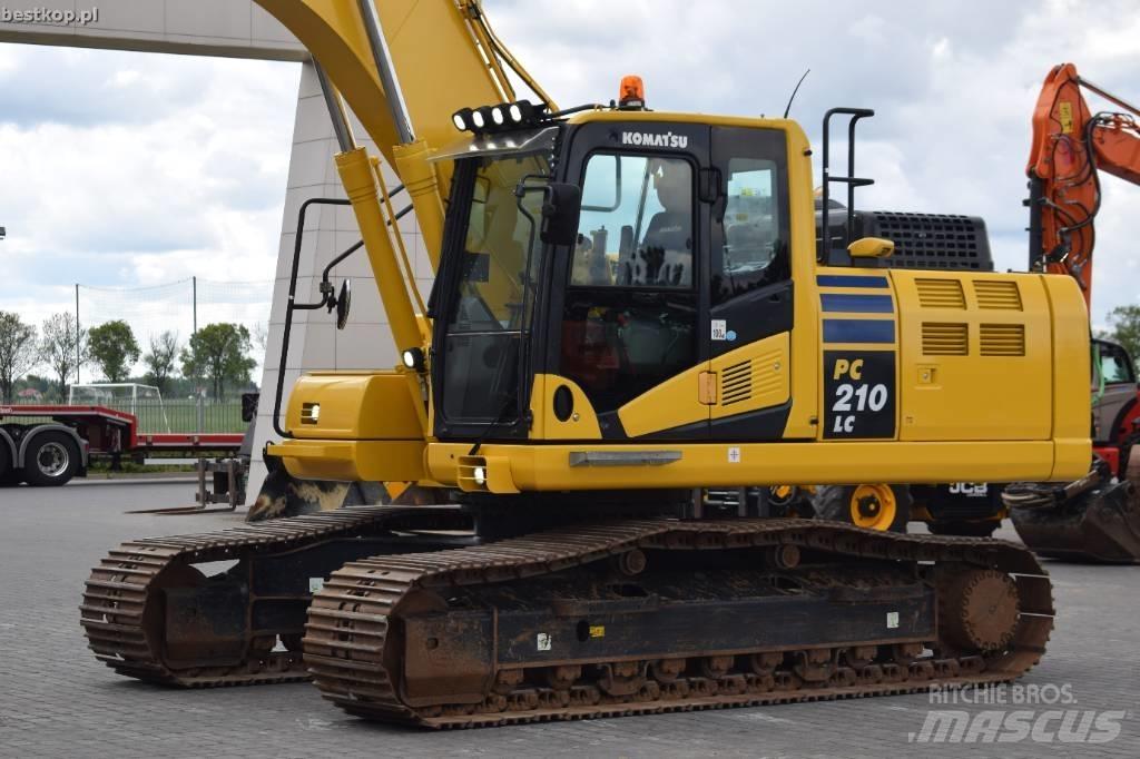 Komatsu PC 210 LC-11 حفارات زحافة